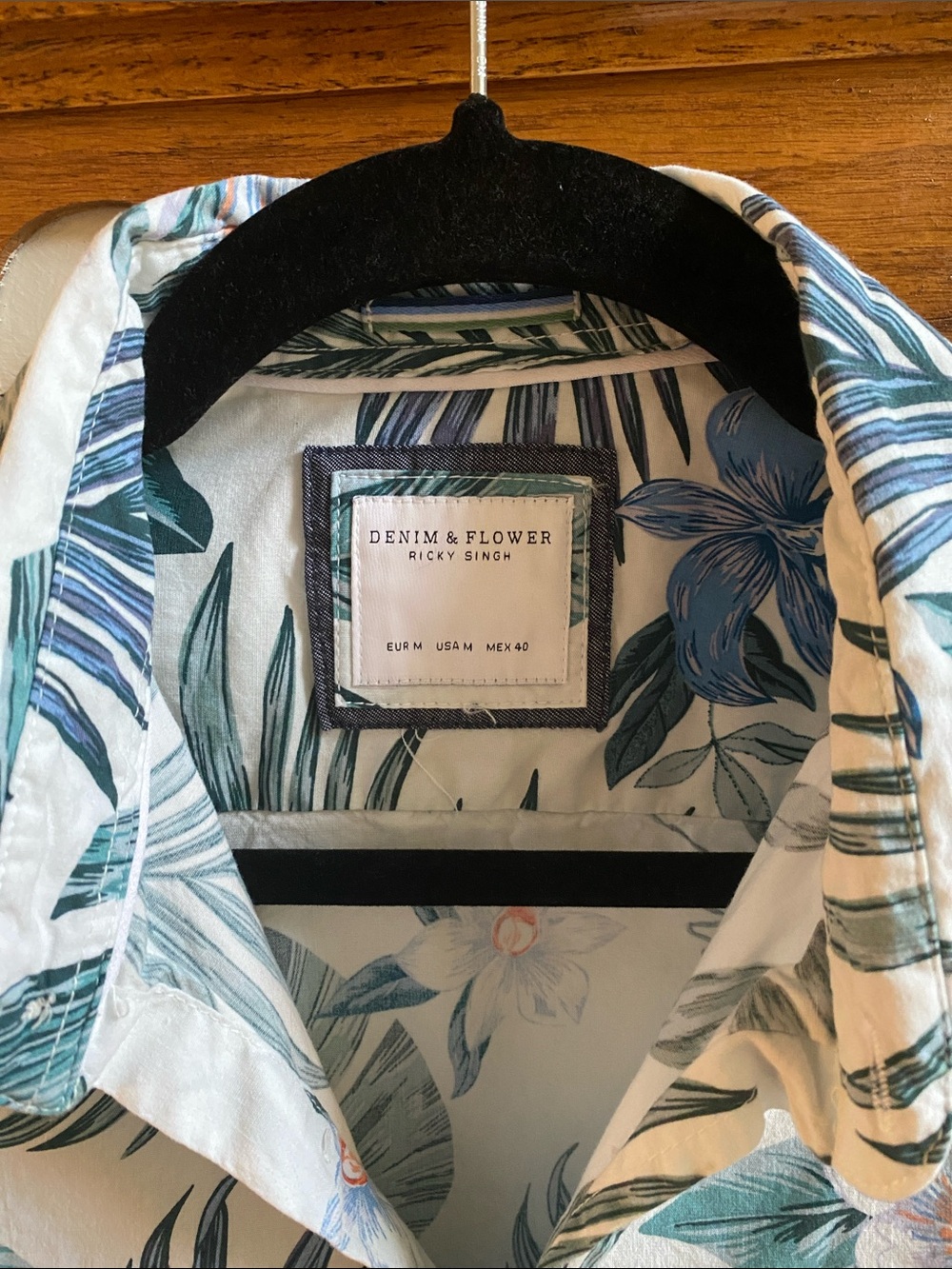 DENIM & FLOWER Ricky Singh Hawaiian Shirt - Picture 2 of 9